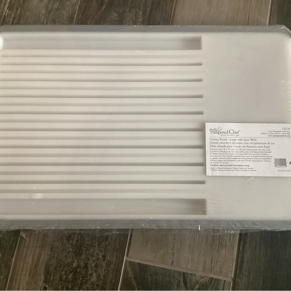 Pampered Chef cutting board